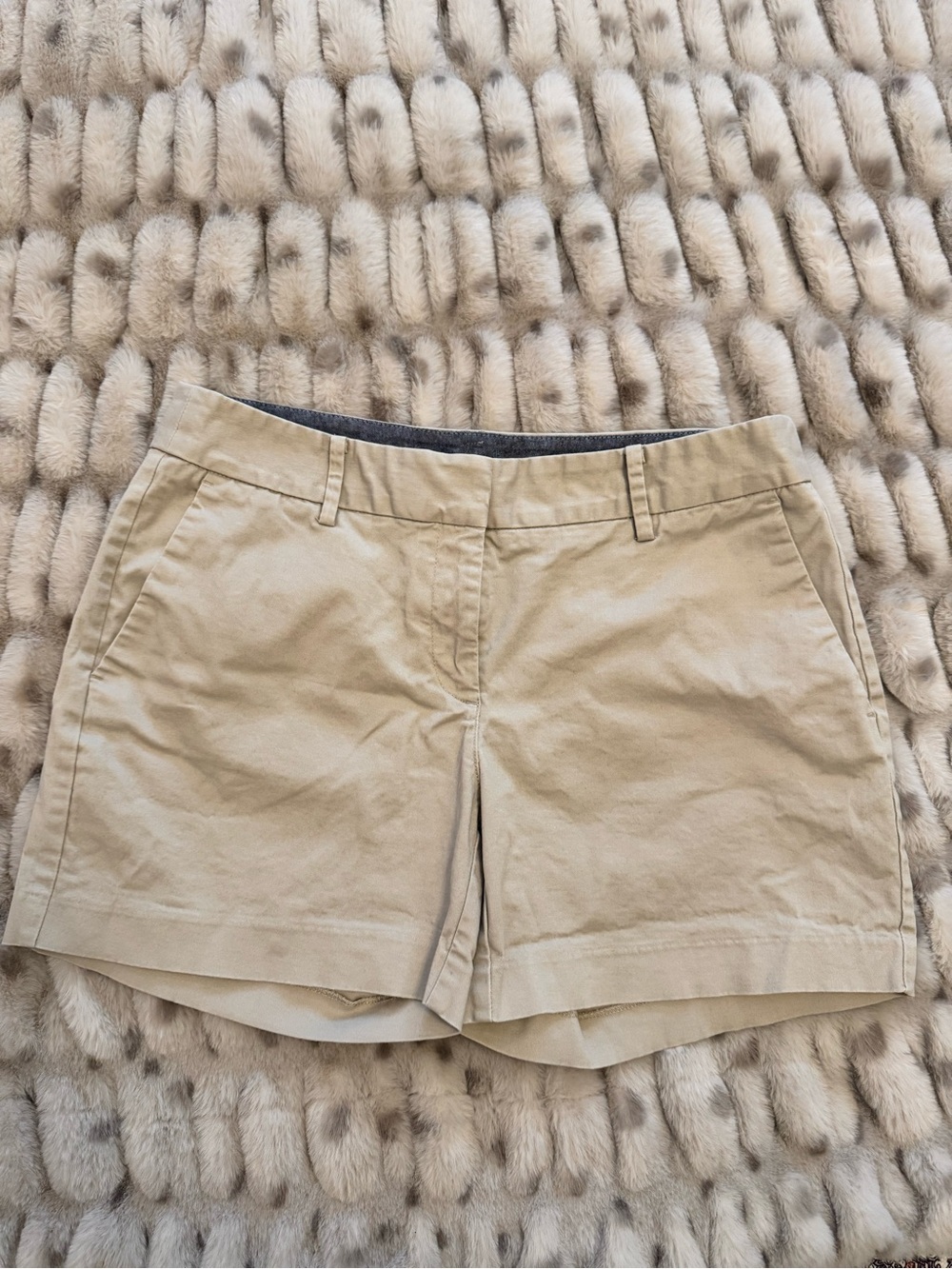 Nautica Khaki Shorts - Size 6